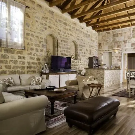 Hotelli Evdokia 3*